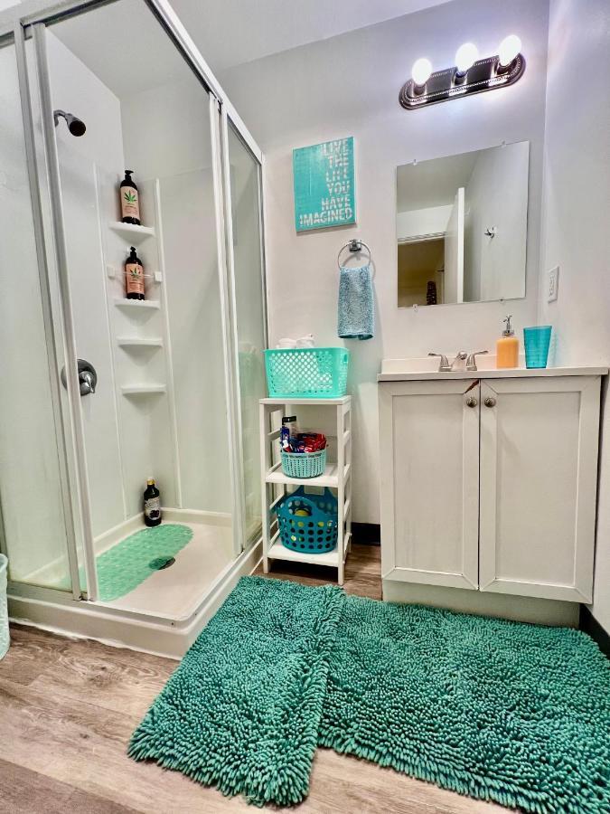 Micro Studio Apartment 10 Minutes Walk To University Of Washington ซีแอตเทิล ภายนอก รูปภาพ