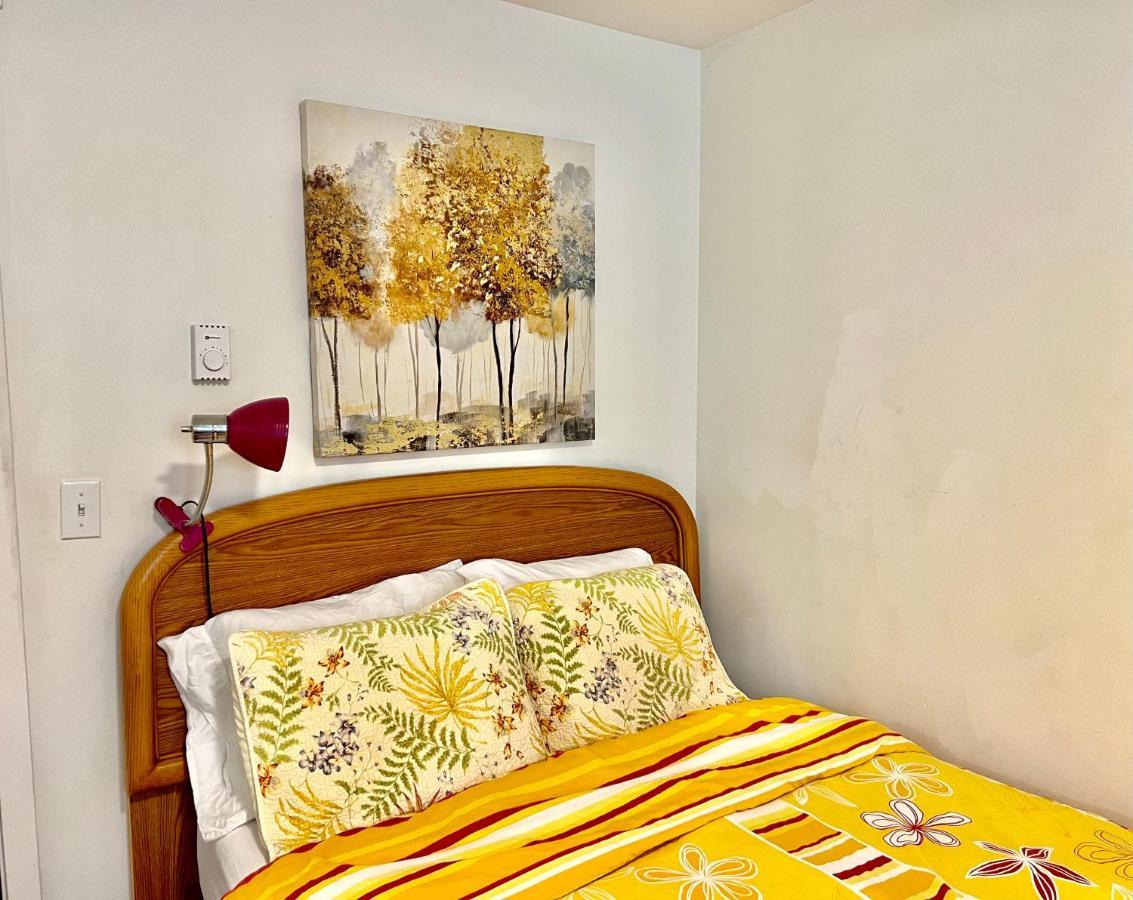 Micro Studio Apartment 10 Minutes Walk To University Of Washington ซีแอตเทิล ภายนอก รูปภาพ